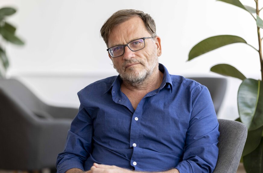 Kolozsi László